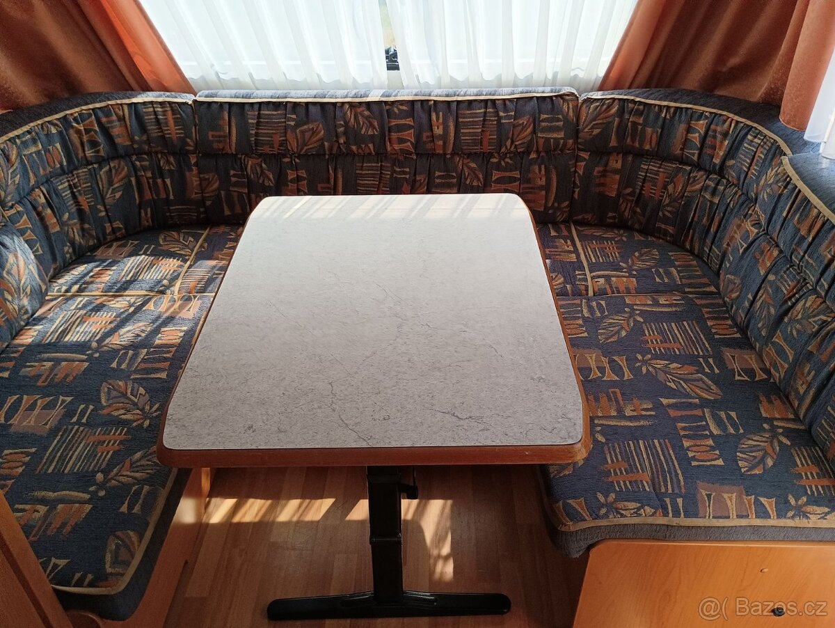 WILK pro 4. Mover. Pevné postele. R 2002. Stan.100km/h - 18