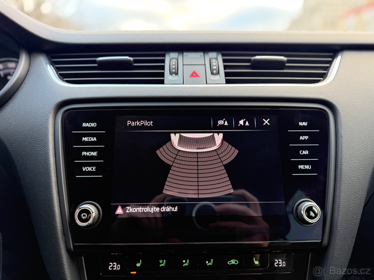 ŠKODA OCTAVIA 3 2.0 tdi kůže - 18