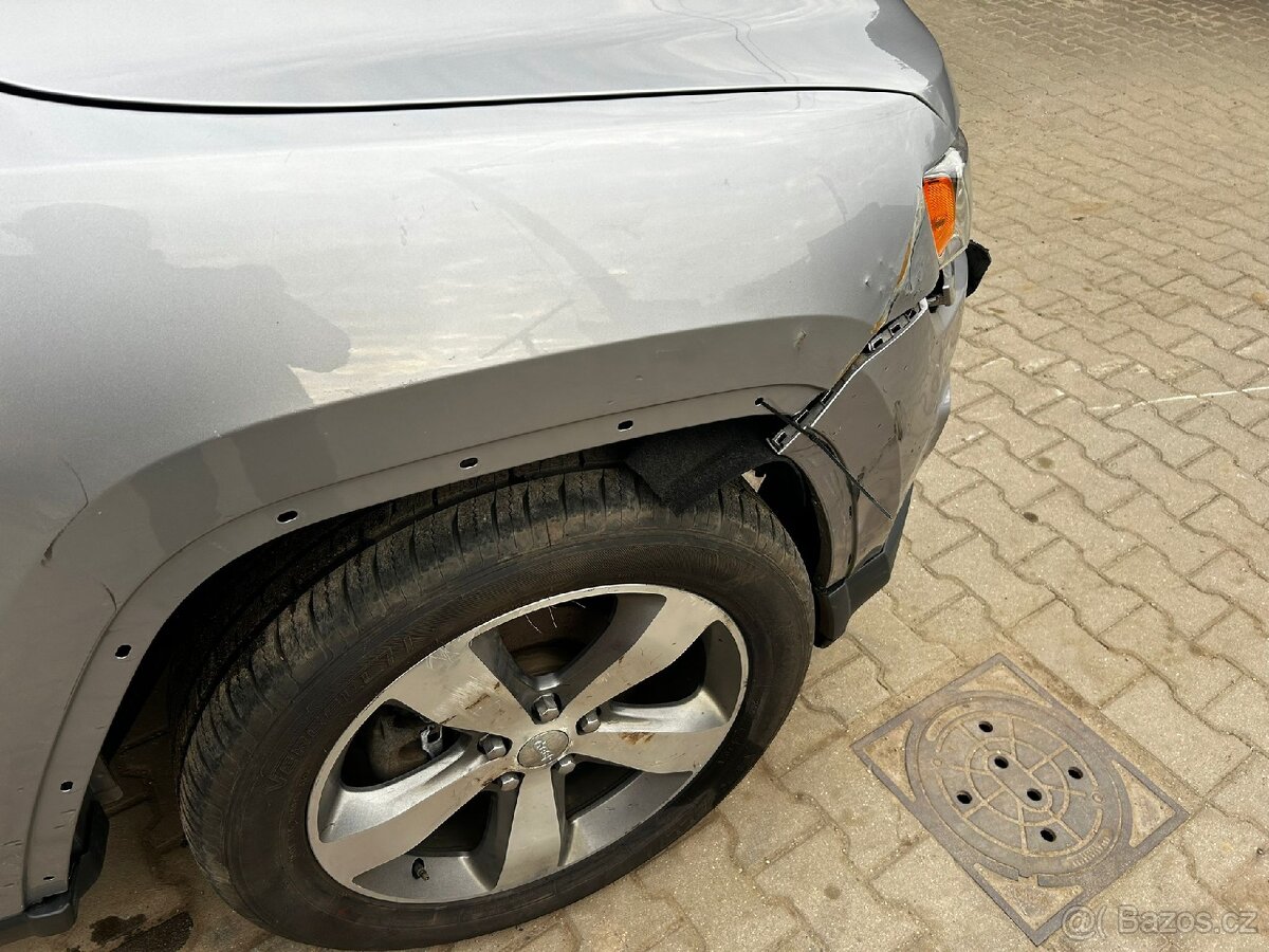 Jeep grand Cherokee WK2 3.6 - 18