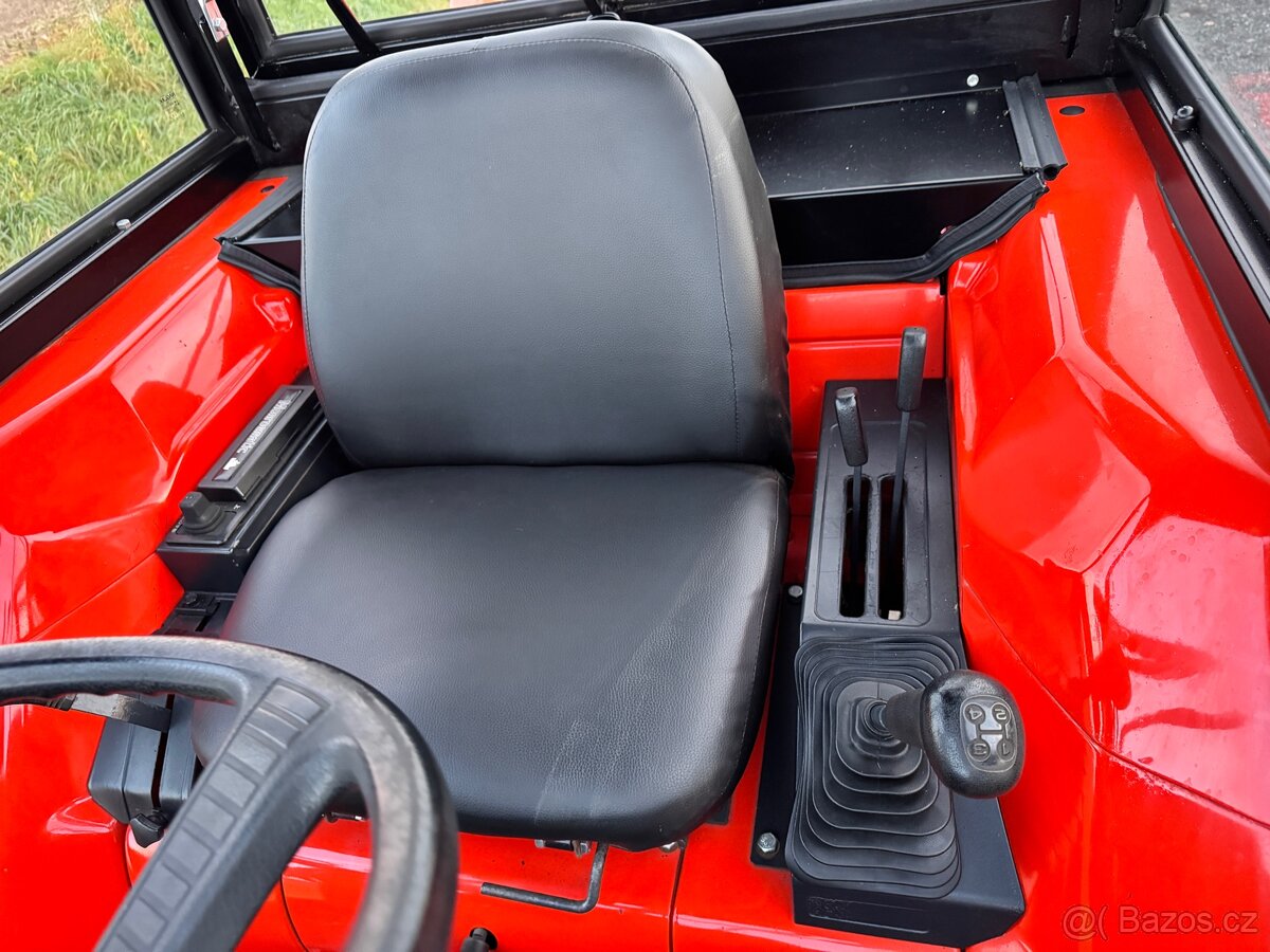 Malotraktor KUBOTA GL23 vyhřívaná kabina • radlice + sypač - 18