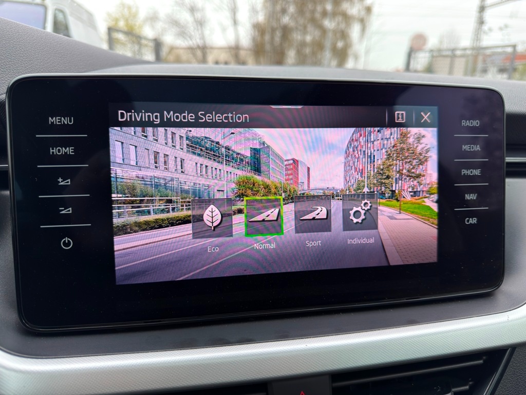 Škoda Kamiq, 1.5 TSI 110 kW panorama, navi - 18