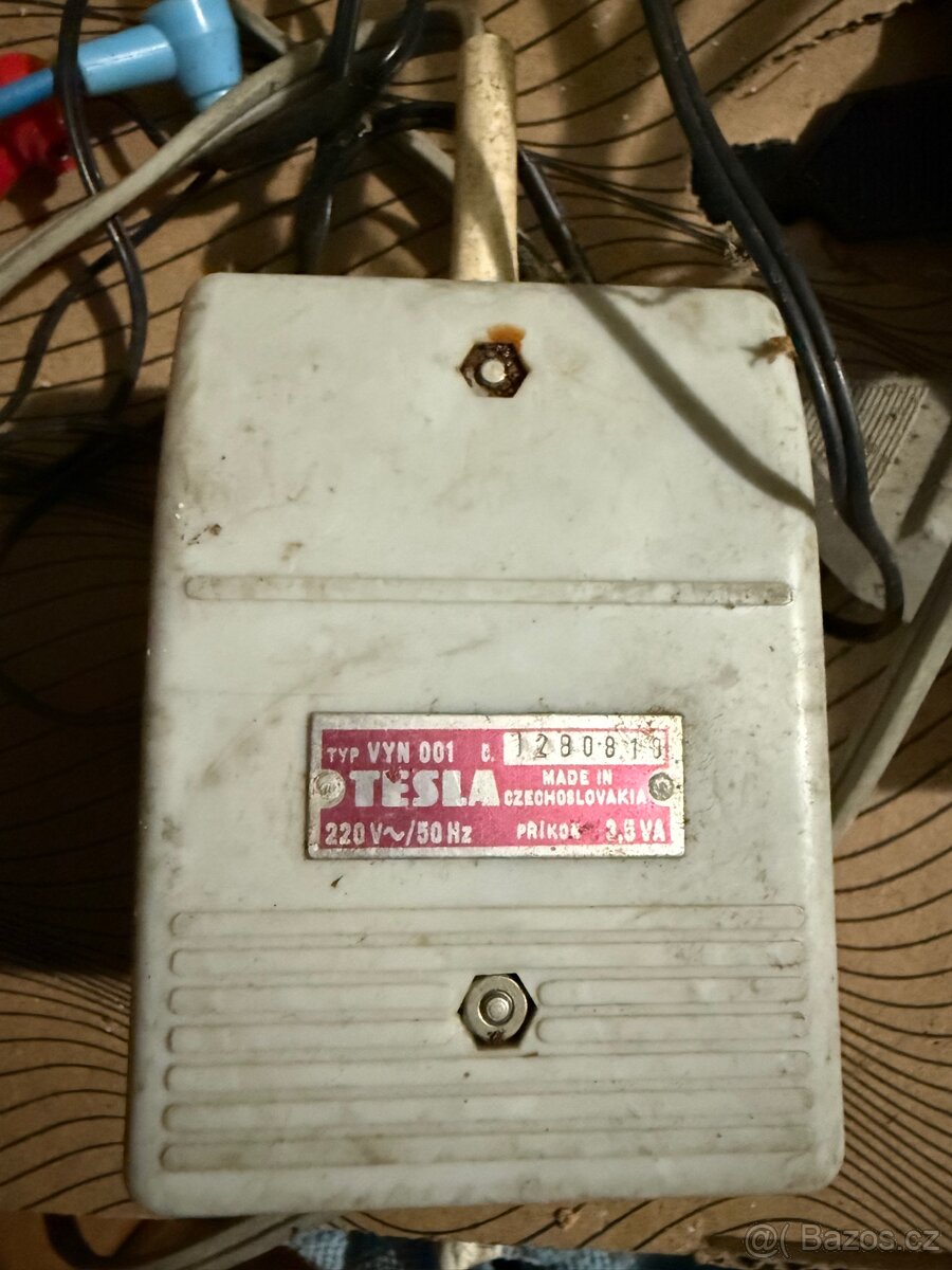 Vysílačky tesla - 18