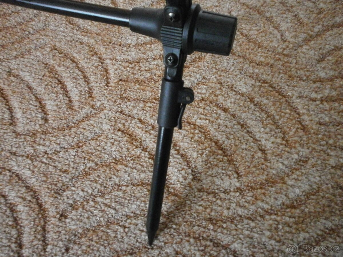 Prodám stojany na rybářské pruty - 18