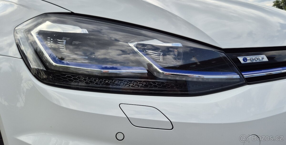 Volkswagen Golf VII e-Golf 1.majitel servisní kniha DPH - 18