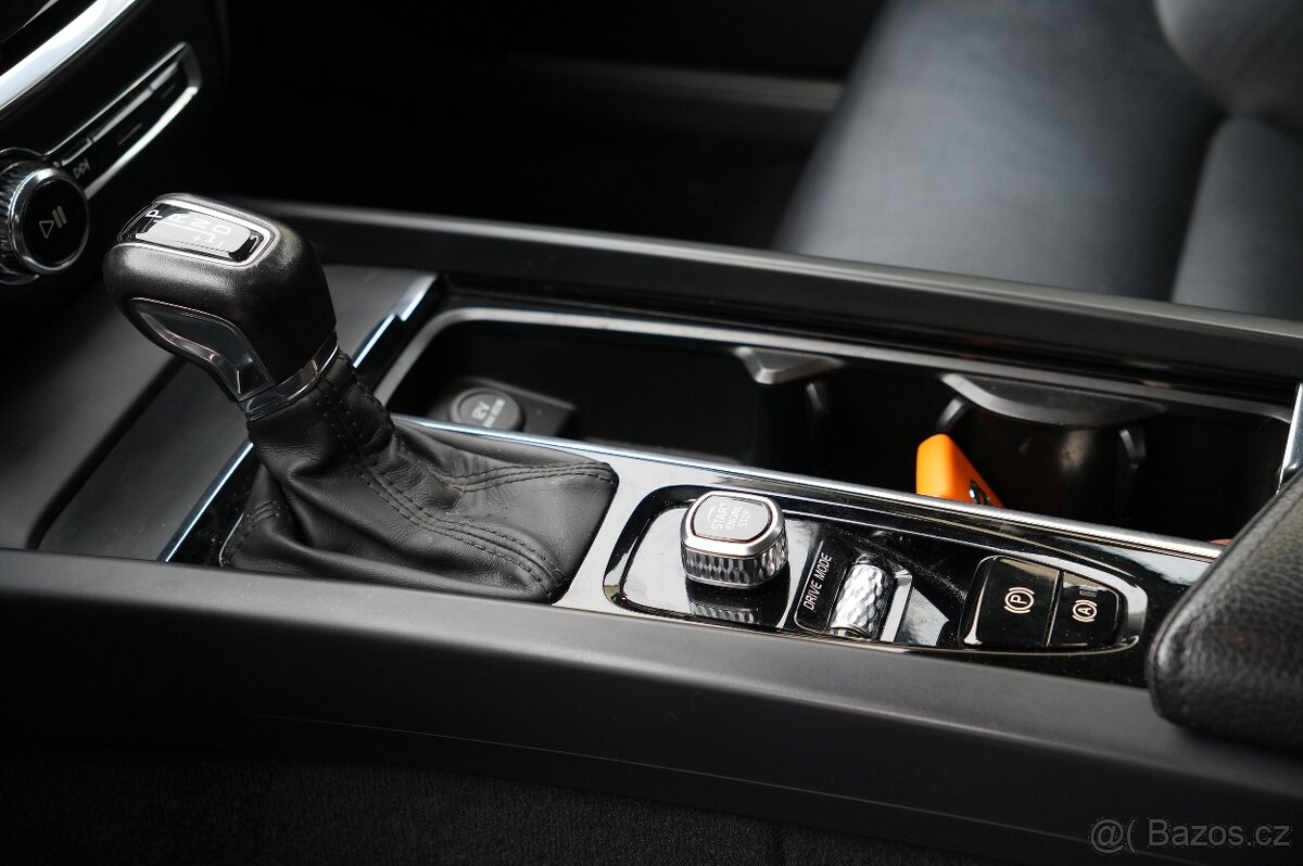 Volvo V60 Kombi, Mementum Pro, 2.0 D3 110 KW, 173tkm. - 18