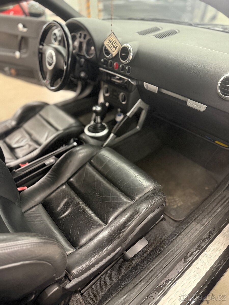 Audi TT 1.8T 165kw Quattro - 18