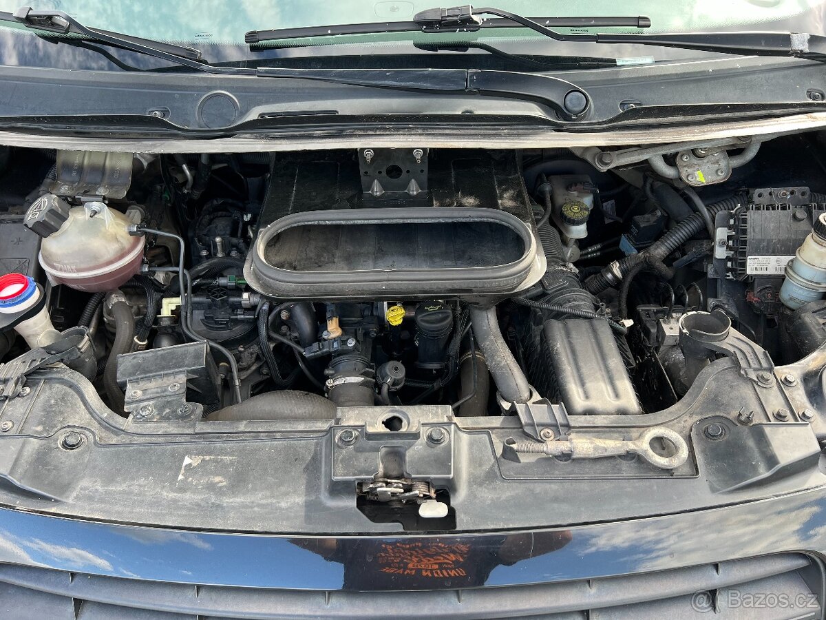 Fiat Scudo 2.0 JTD 100kw 8 míst long TZ 2 šoupačky - 18