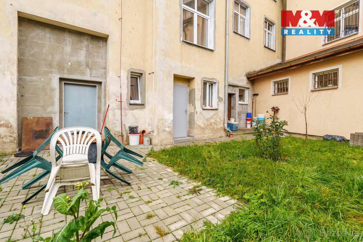 Prodej nájemního domu, 802 m², Sokolov, ul. Nádražní - 18