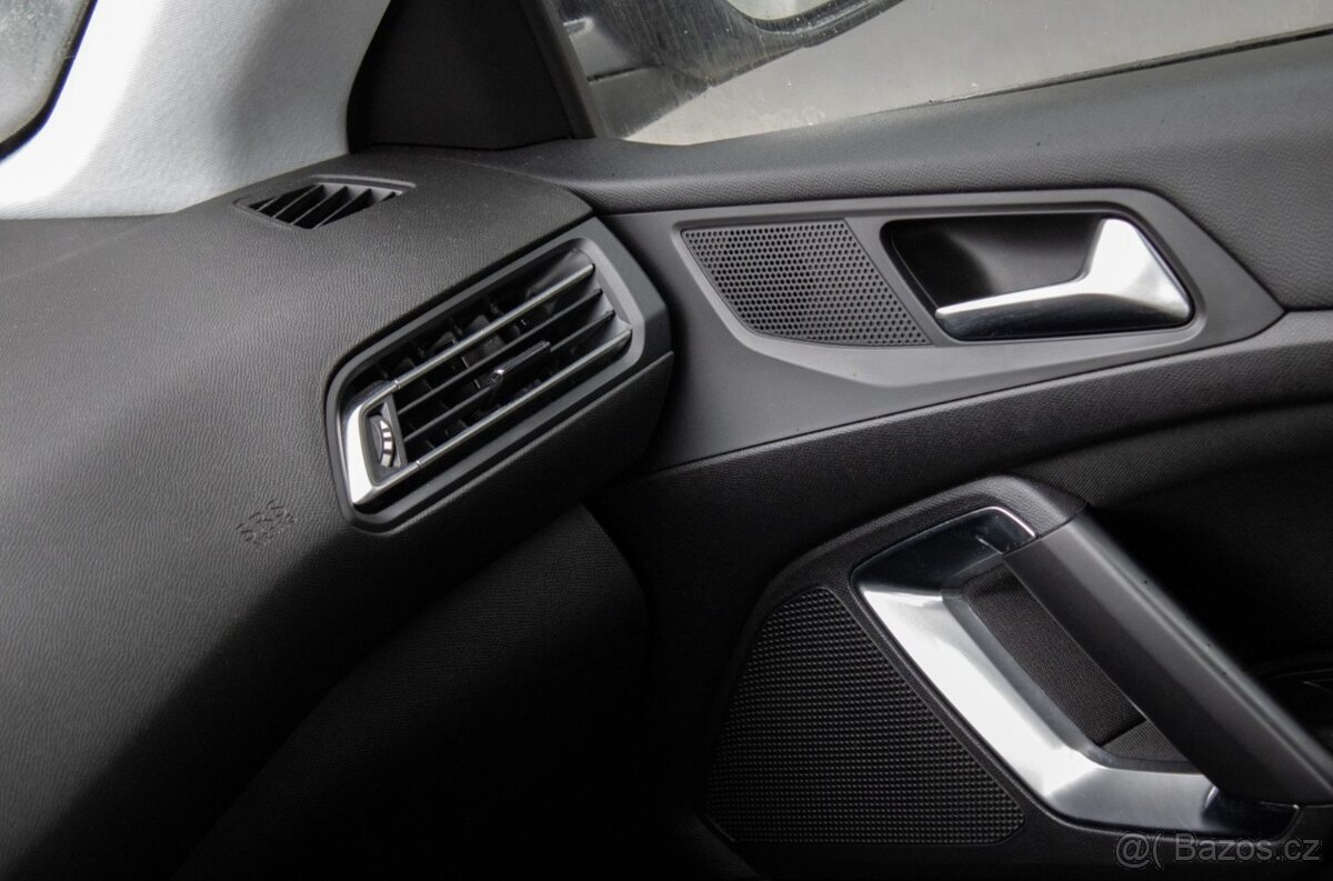 Peugeot 308 1.6HDi Allure 88kW - 18
