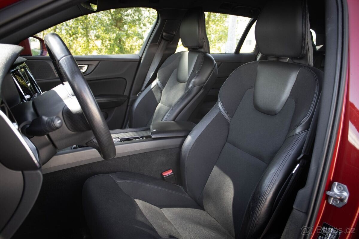 Volvo V60 2,0D 147kw A/T AWD - DPH - 18