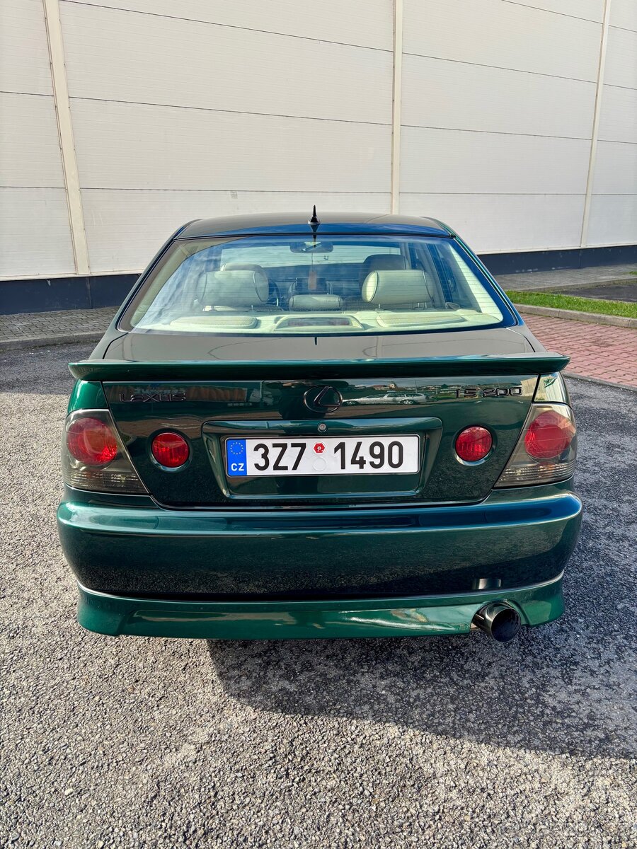 2002 Lexus IS200 Manual Torsen - 18