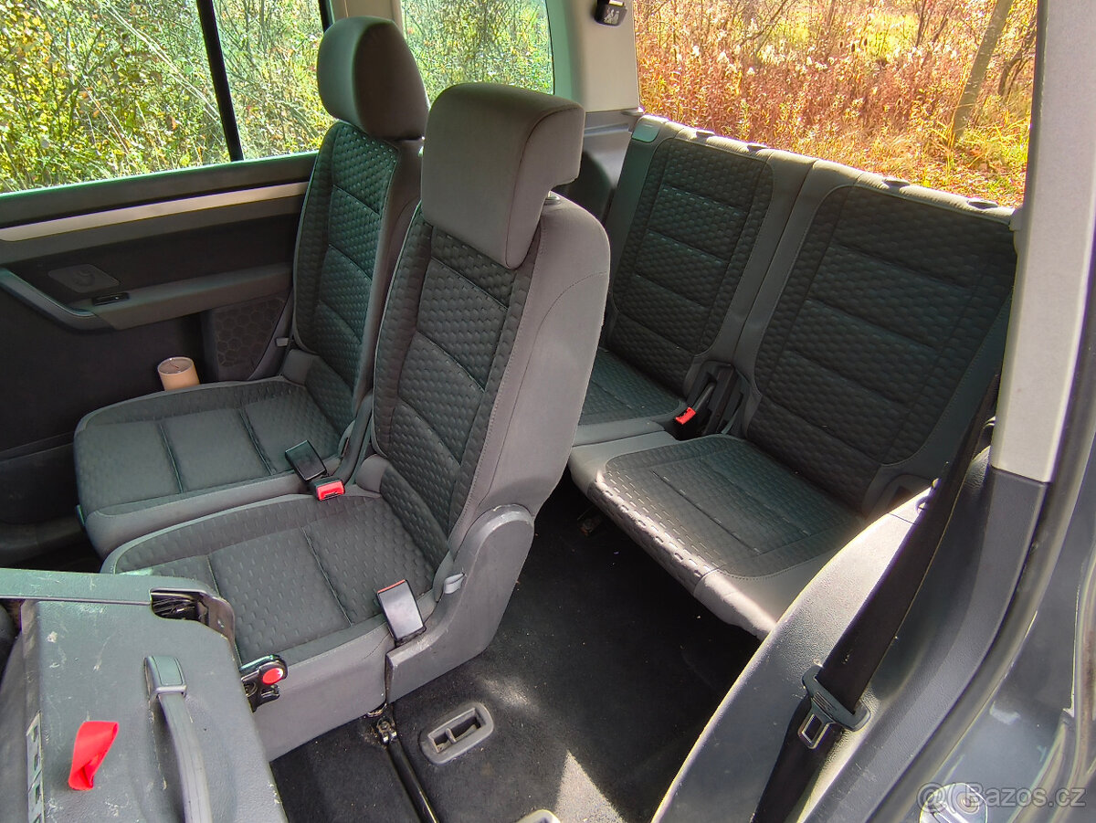 Volkswagen Touran, 1.9 TDi 77kW, 7 míst - 18