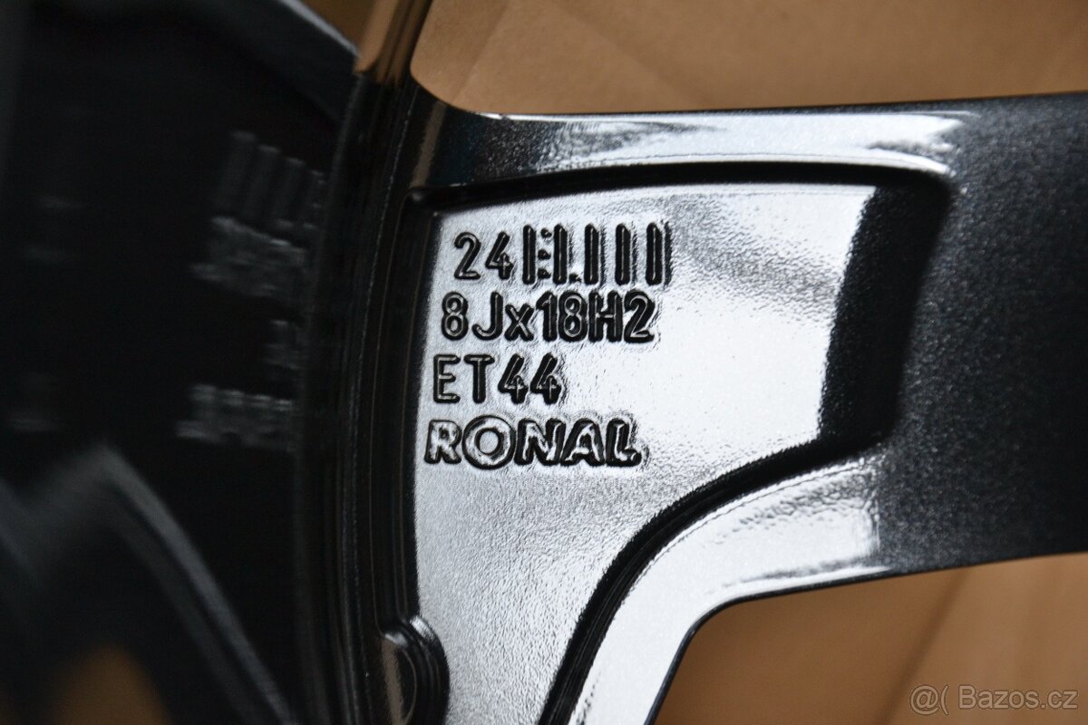 Škoda Superb III/IV/VW Passat B8-NOVÉ orig.Alu 18-8x18,ET44 - 18