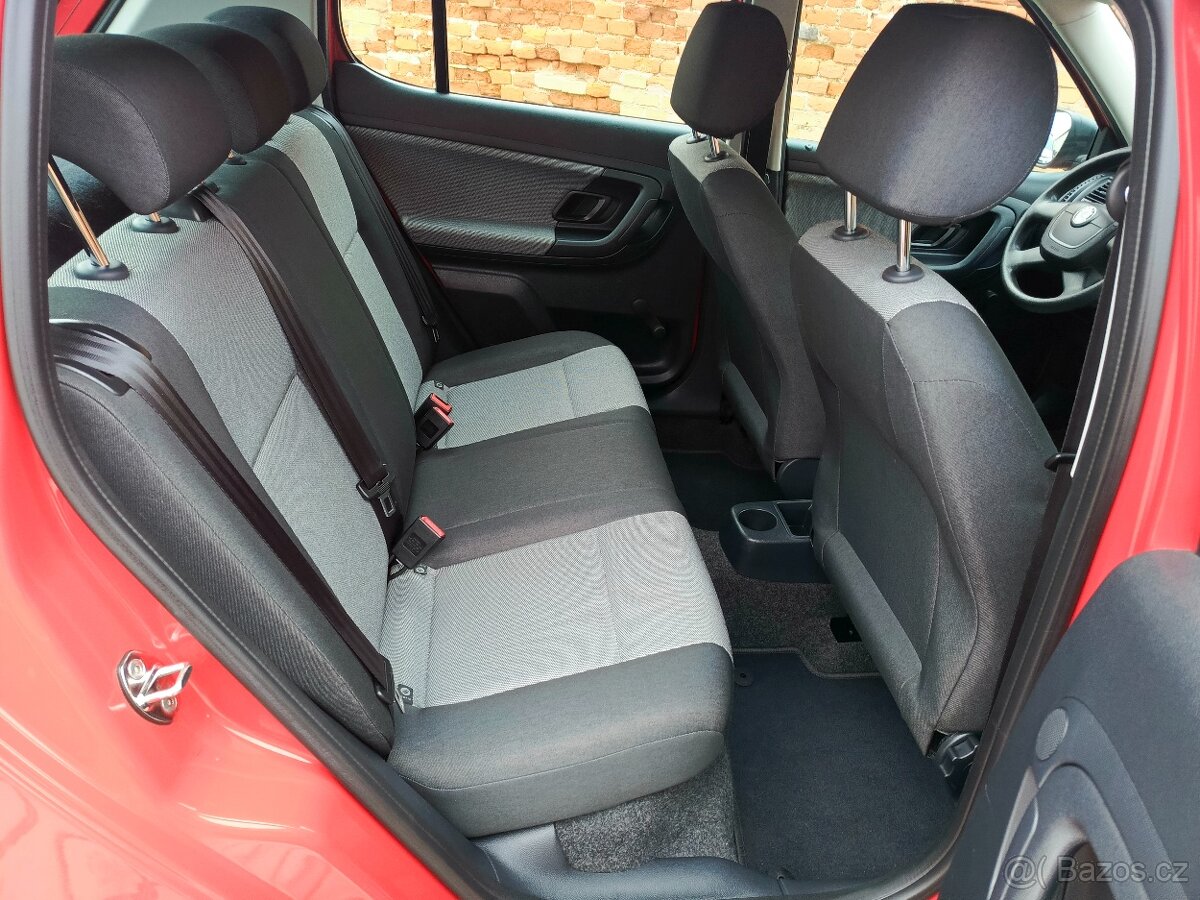 Škoda Fabia 1.2 TSI 63 kW AMBIENTE, najeto 165tisíc km - 18