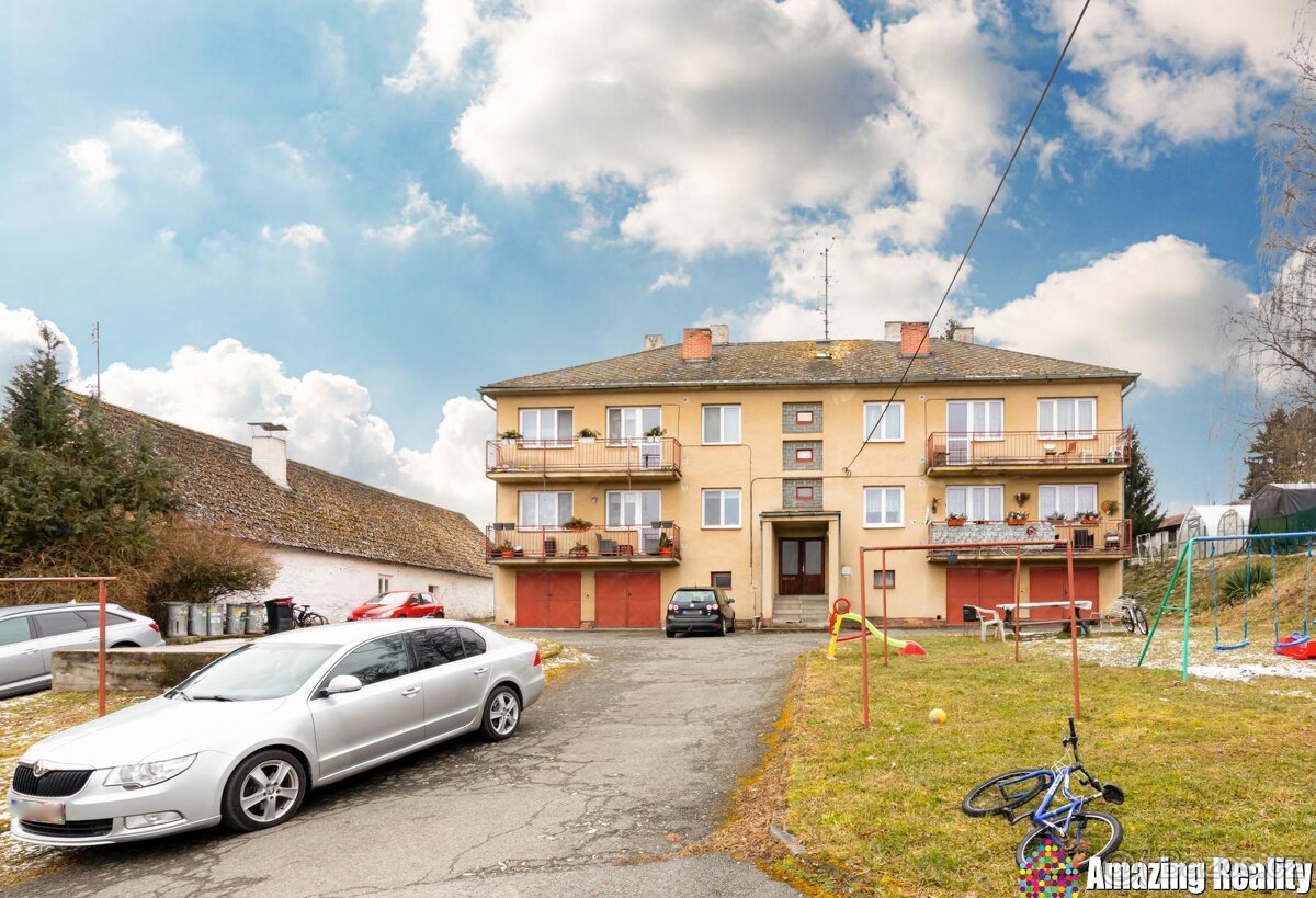 Prodej zděného bytu s garáží a balkonem, v obci Mileč - 18