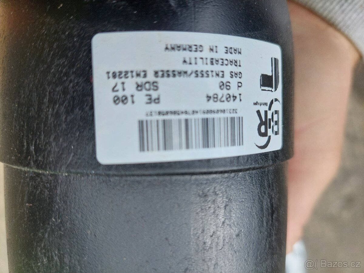 vodoinstalační materiál - 18