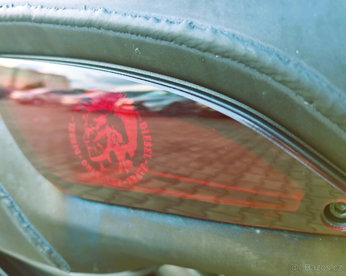 DUCATI DIAVEL DIESEL EDITION 666-ZBERATELSKY KUSOK - 18