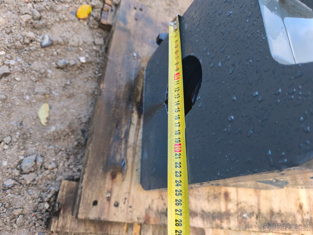 Hydraulické kladivo 6-9t - 18