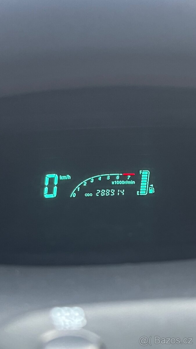 Toyota Yaris 2003 - 18