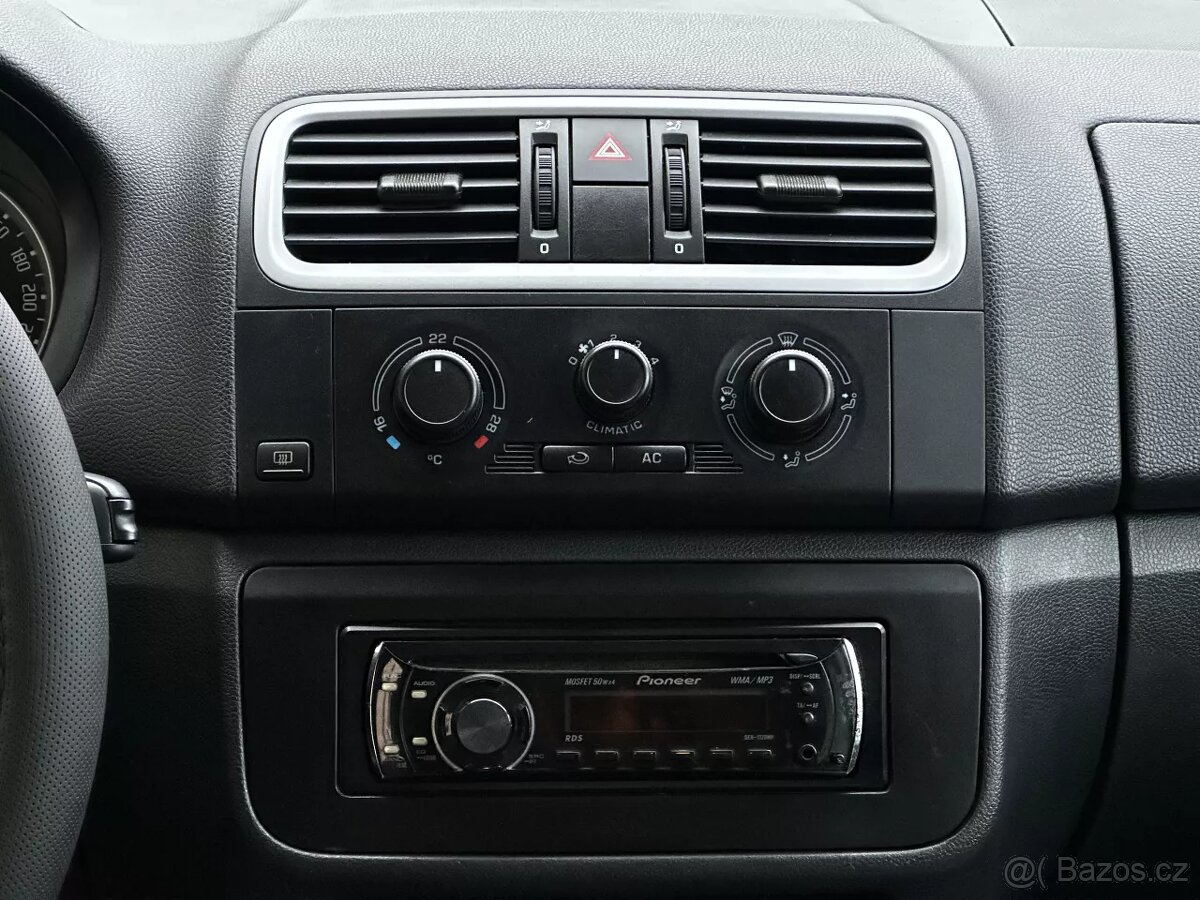 Škoda Fabia II 1.2 12V 44kW Klima ALU R16 1. majitel 2009 - 18