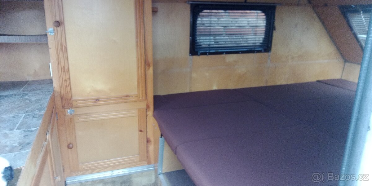 Karavan, obytný přívěs Qek Aero - 18