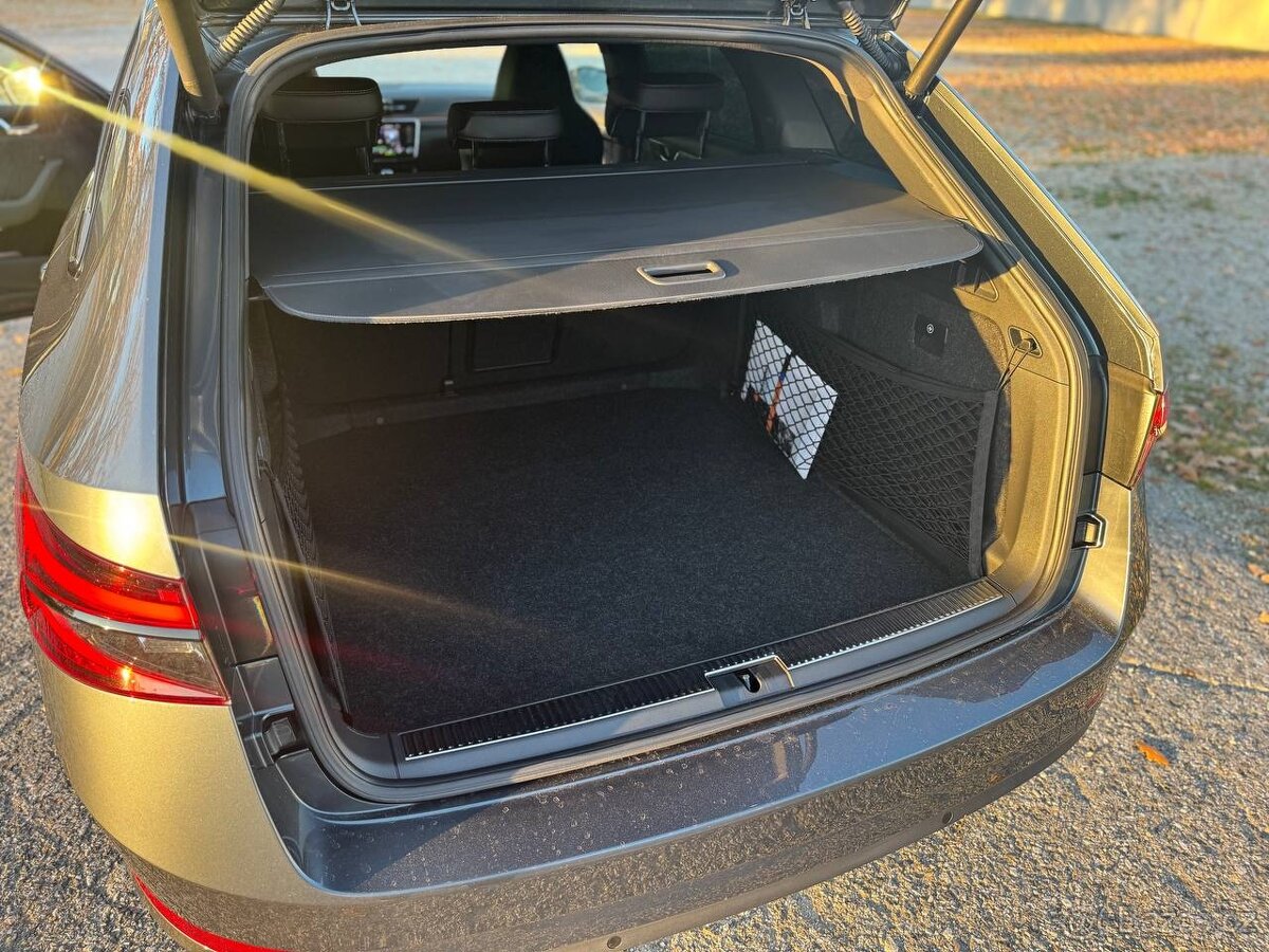 Škoda Superb SportLine 2020 • 2.0 TDI 110 kW • Manuál - 18