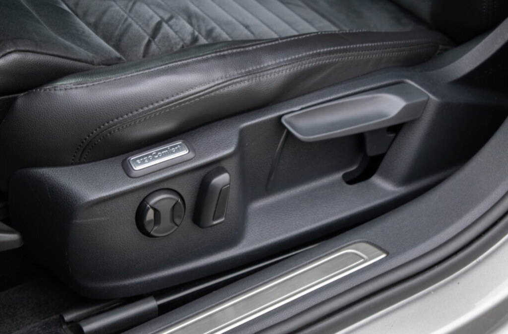 Volkswagen Passat Variant 2.0 BiTDI 240k Highline 4MOTION - 18