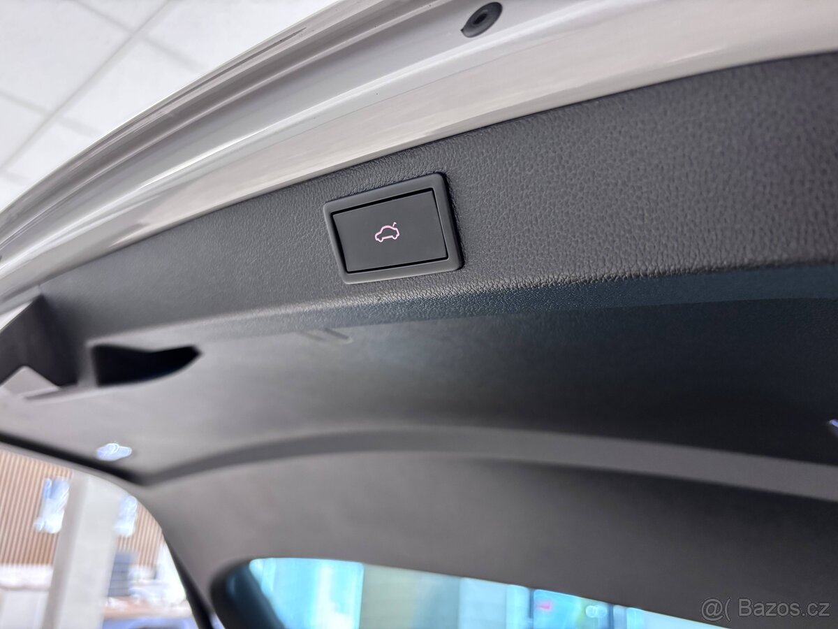 Škoda Superb 2,0 TSI SCOUT - 18