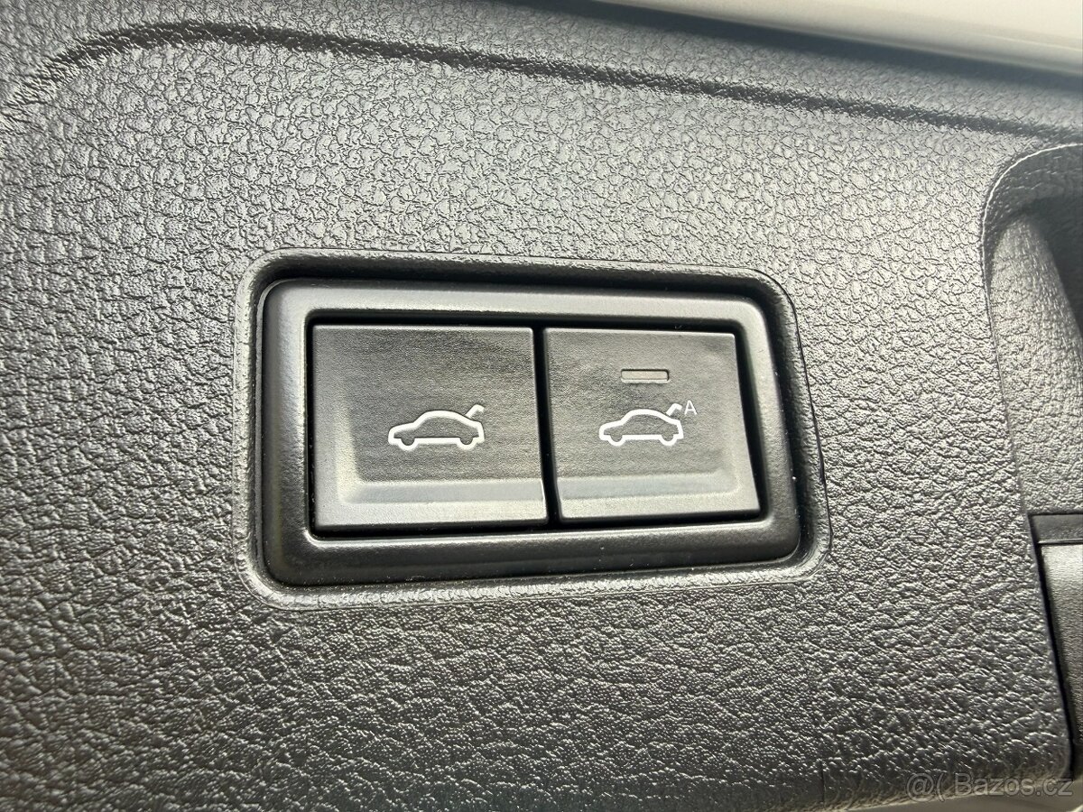 VW PASSAT B8 2.0 TDi MATRIX VIRTUAL KAMERA TAŽNÉ - 18