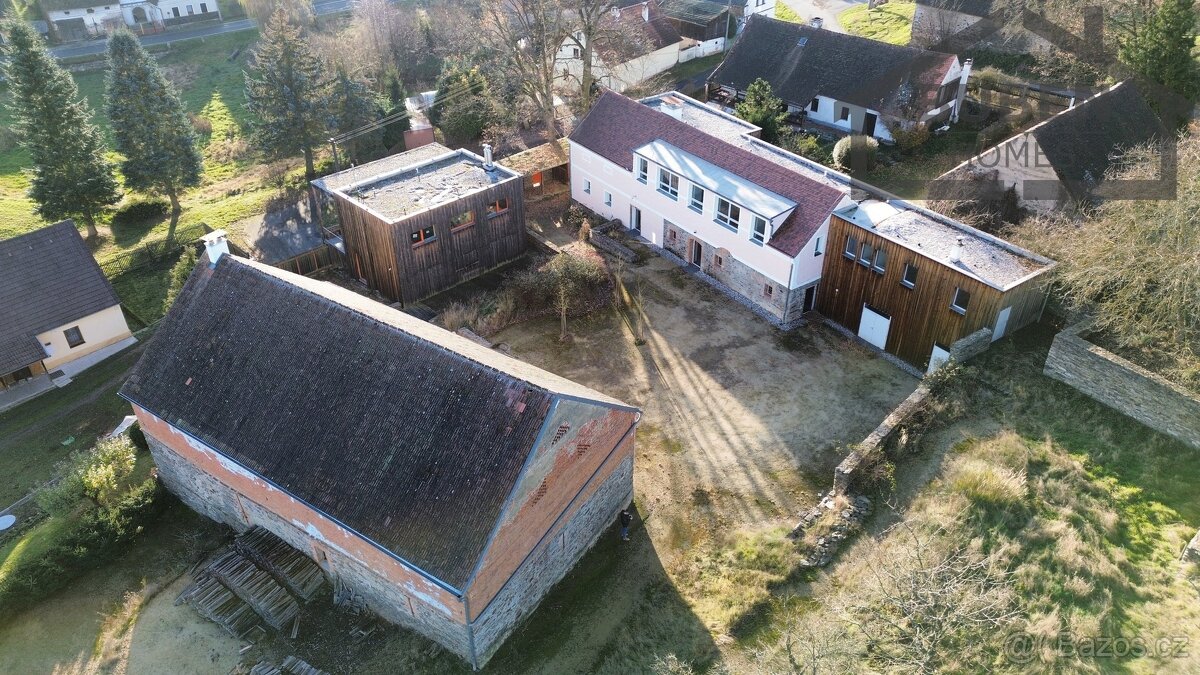 Komerční komplex s ubytovacím zařízením a školícím centrem + - 18