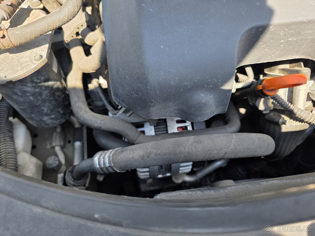 Volkswagen Passat CC 2.0 TDi DSG Kuže Led - 18