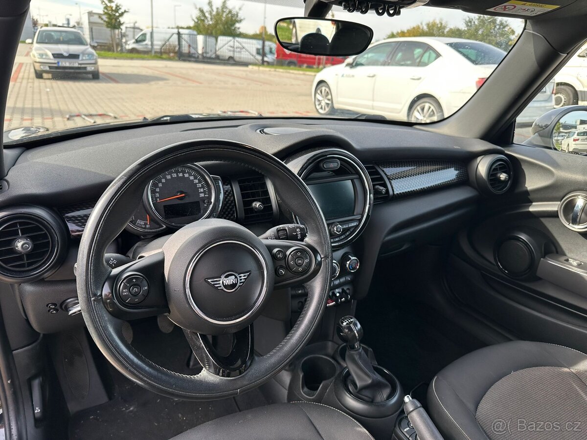 Mini cooper one 1.5 - 18