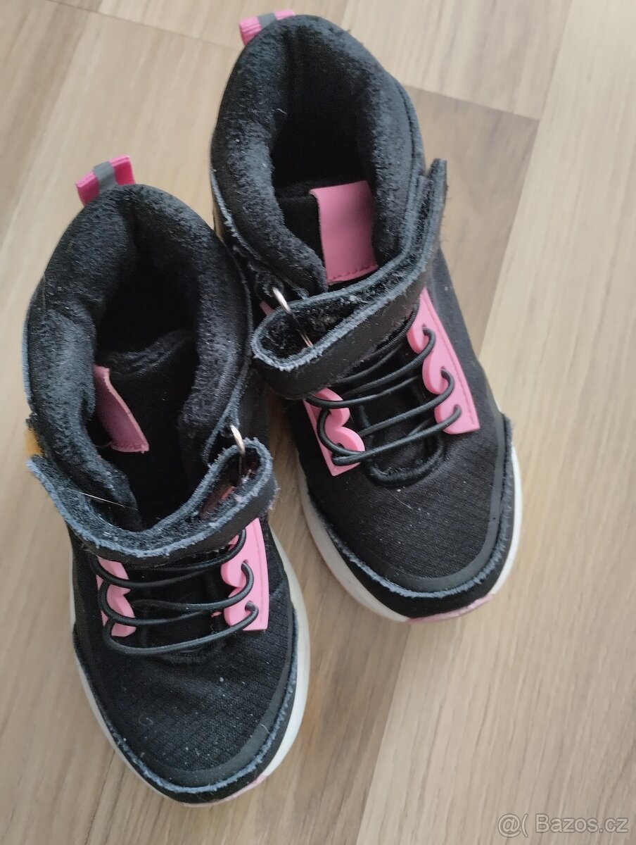 Dívčí kotníkové boty na jaro - podzim - 18