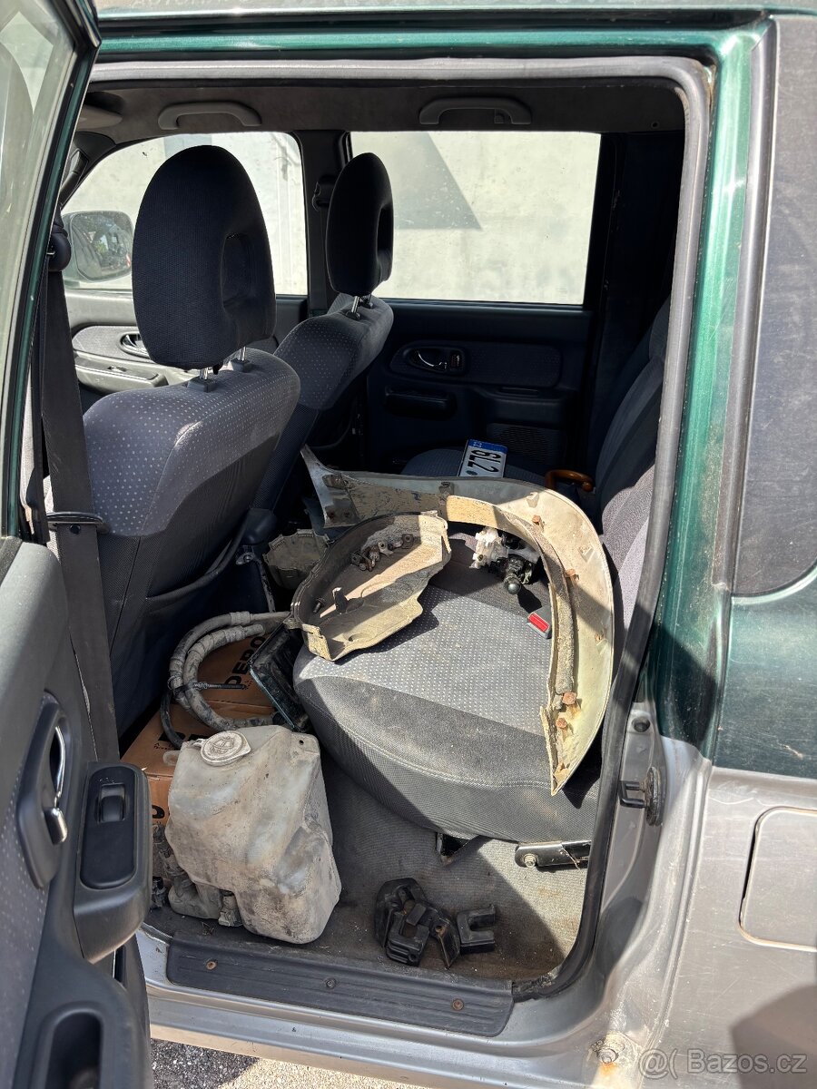 Mitsubishi L200 2.5TD 85kW rv. 2002 - 18