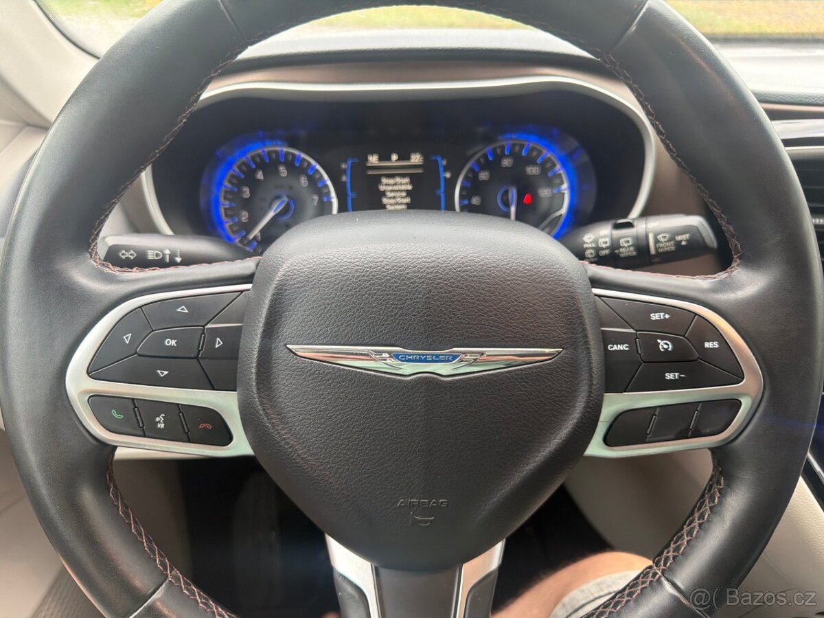 Chrysler Pacifica 3,6 Pentastar 8 míst 2017 DPH - 18