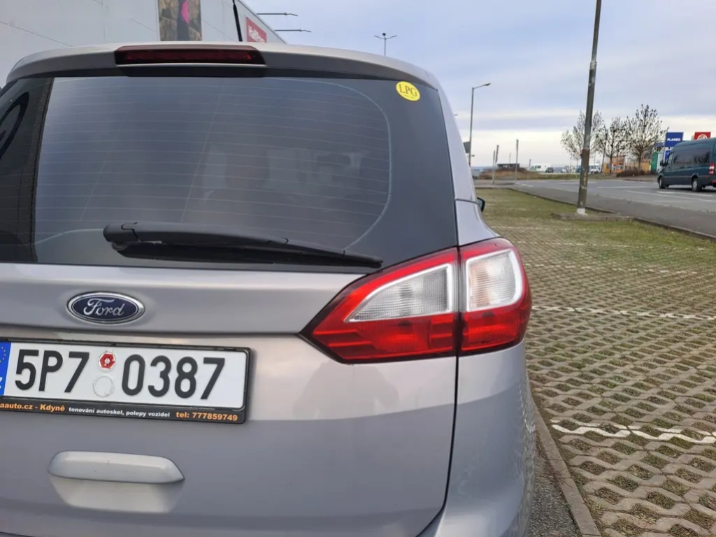 Ford Grand C-MAX, 1.6 16V LPG JIŽ REZERVACE - 18