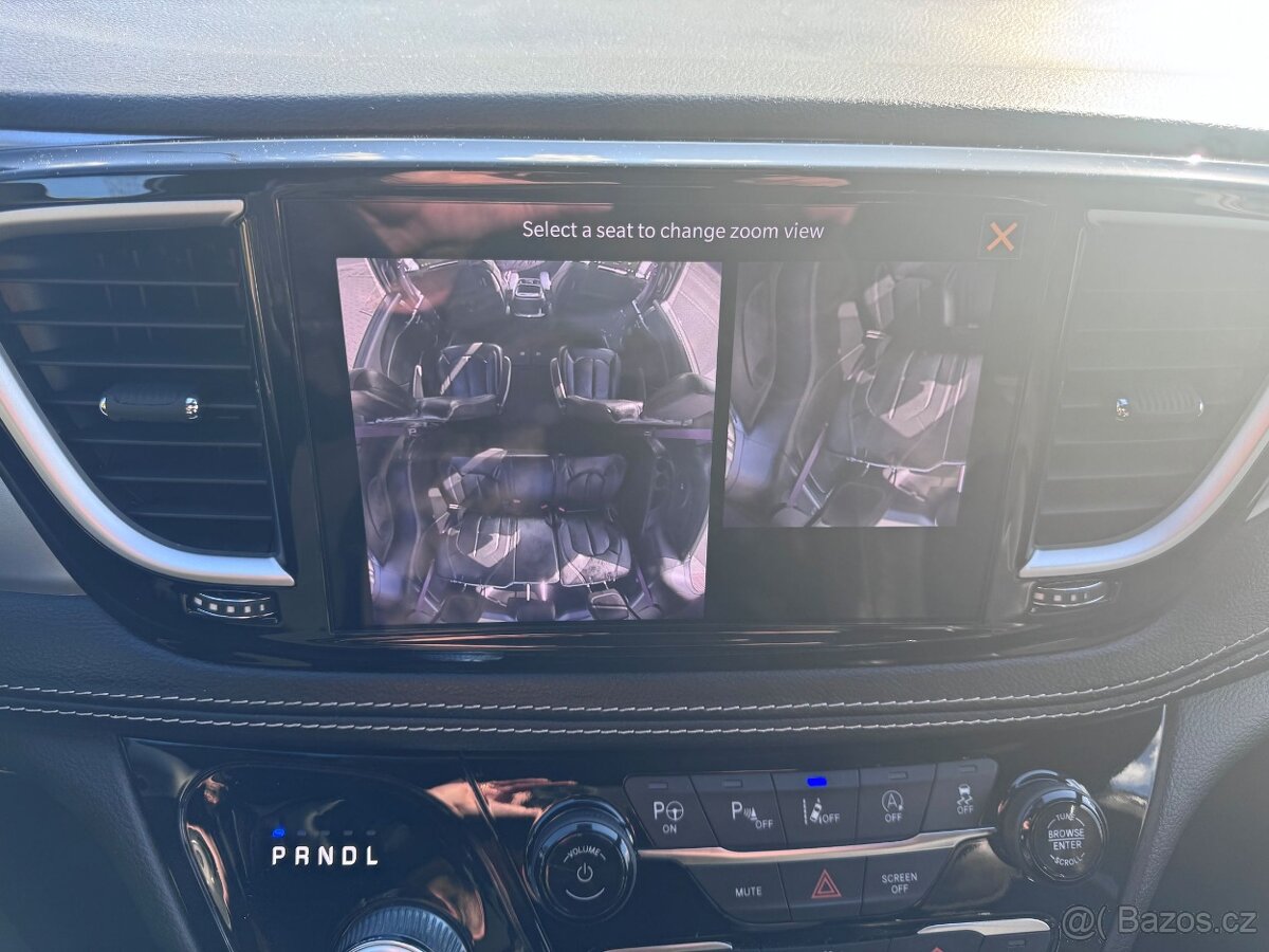 Chrysler Pacifica 3,6 RU Limited DVD Čočka 2021 DPH - 18