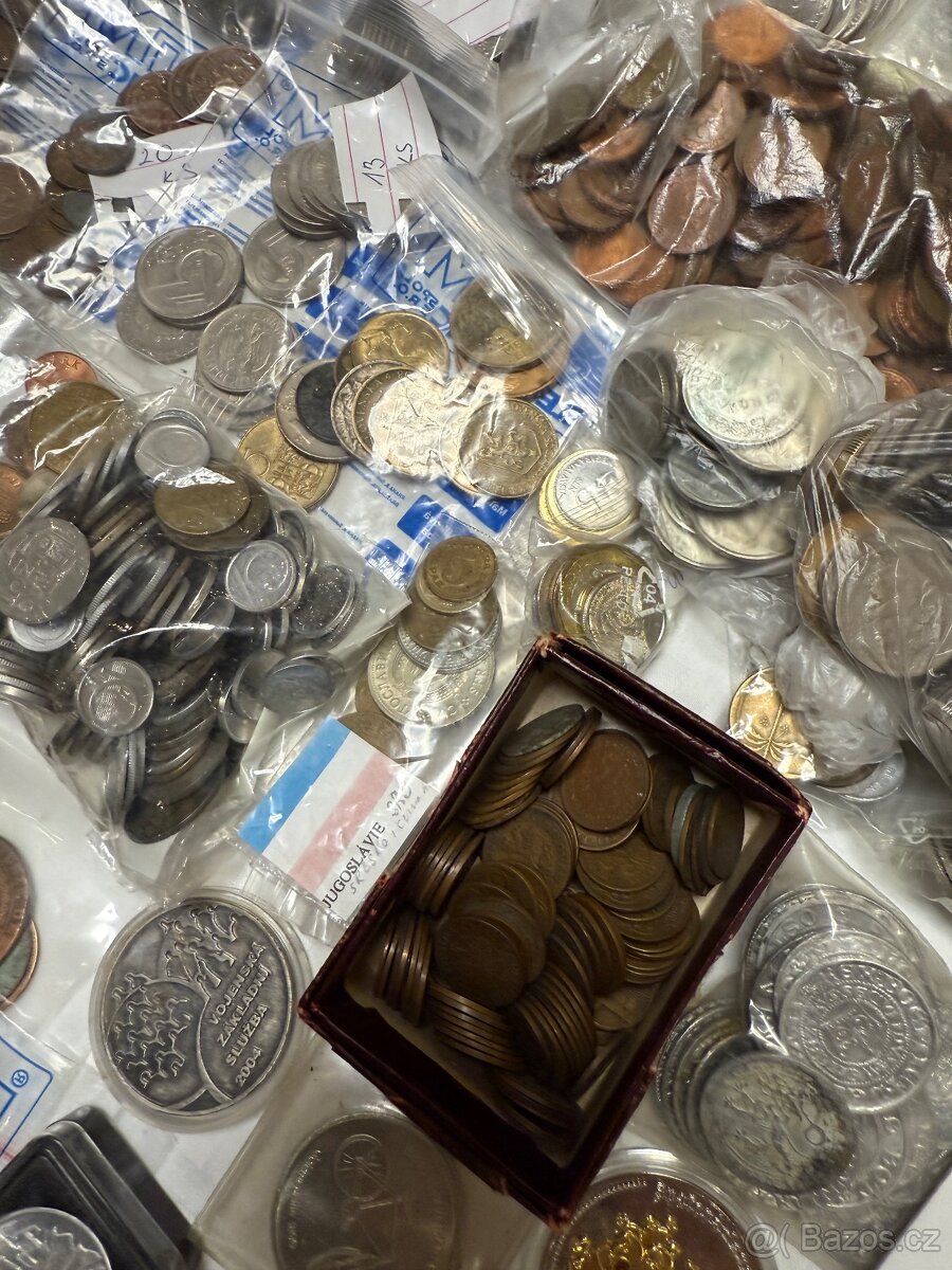 Prodám velkou sbírku starých mincí – různé země, různé roky. - 18