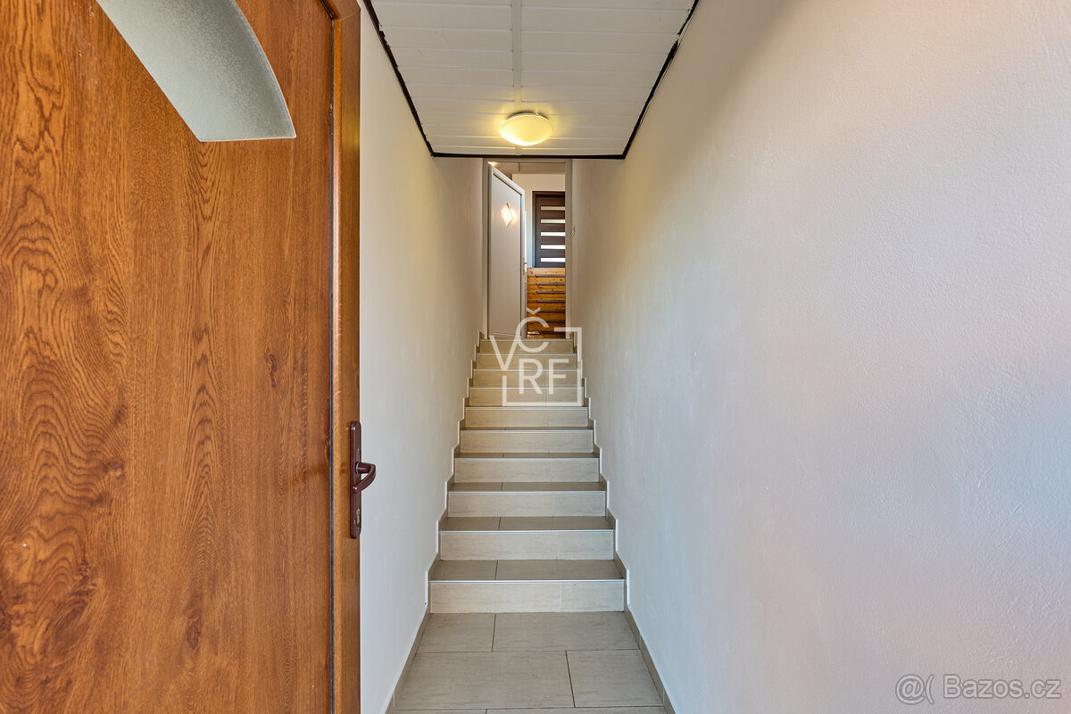 Prodej zánovního vícegeneračního rodinného domu v Brozanech - 18