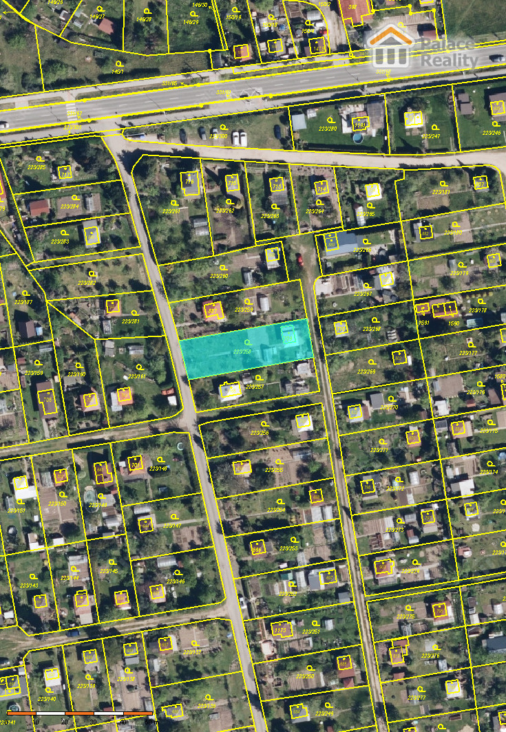 Prodej rekerační chatky se zahradou 599 m2 - 18