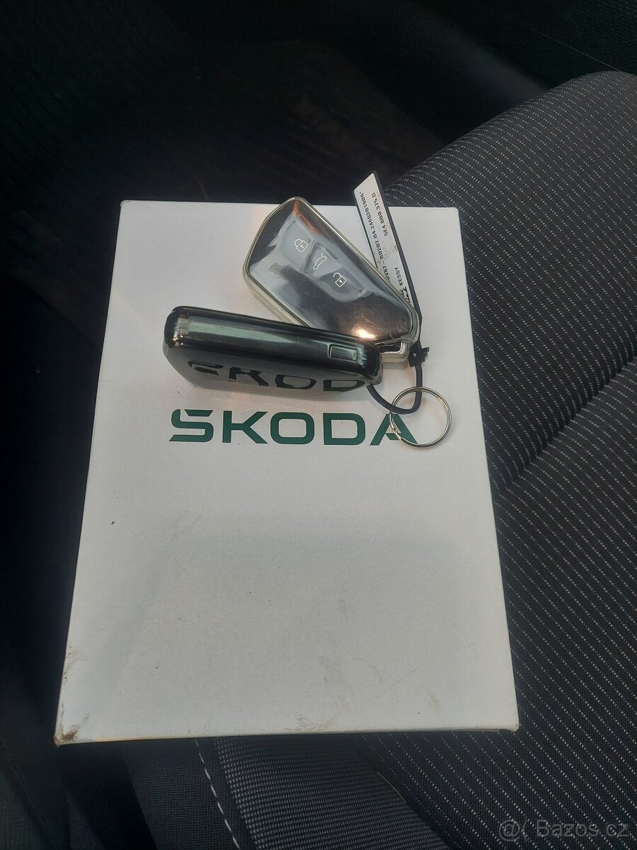 Havarovaná Škoda Octavia 4 1.5 TSI DSG 110 kW 2025 - 18