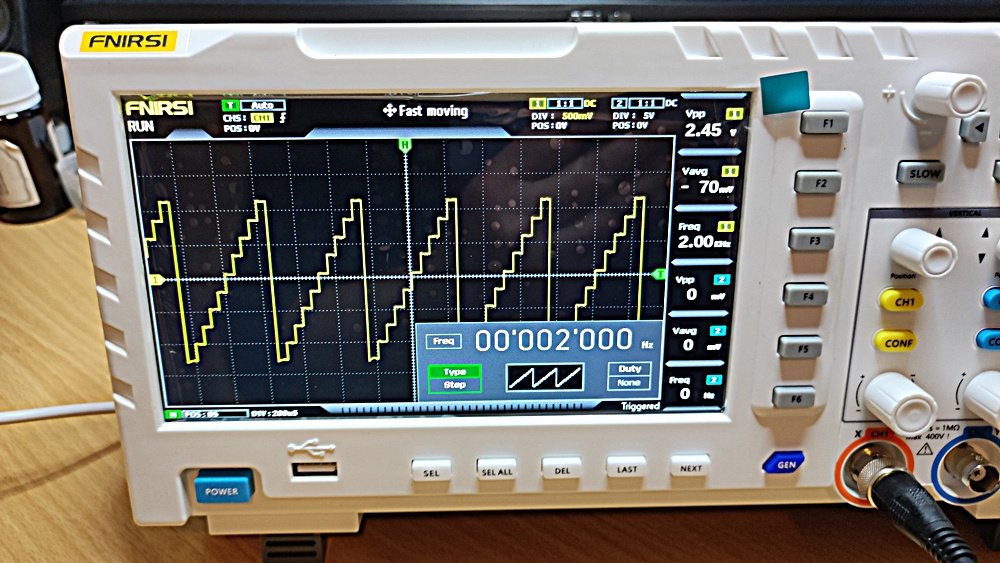 Osciloskop FNIRSI 2x100MHz s generátorem 10MHz NOVÝ - 18