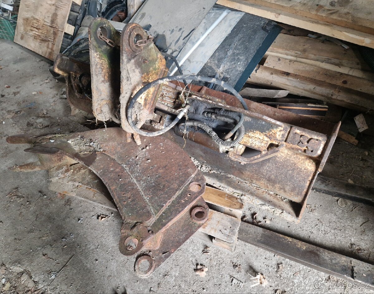 Kolesový bager O&K MH 2.10C 10t - 18