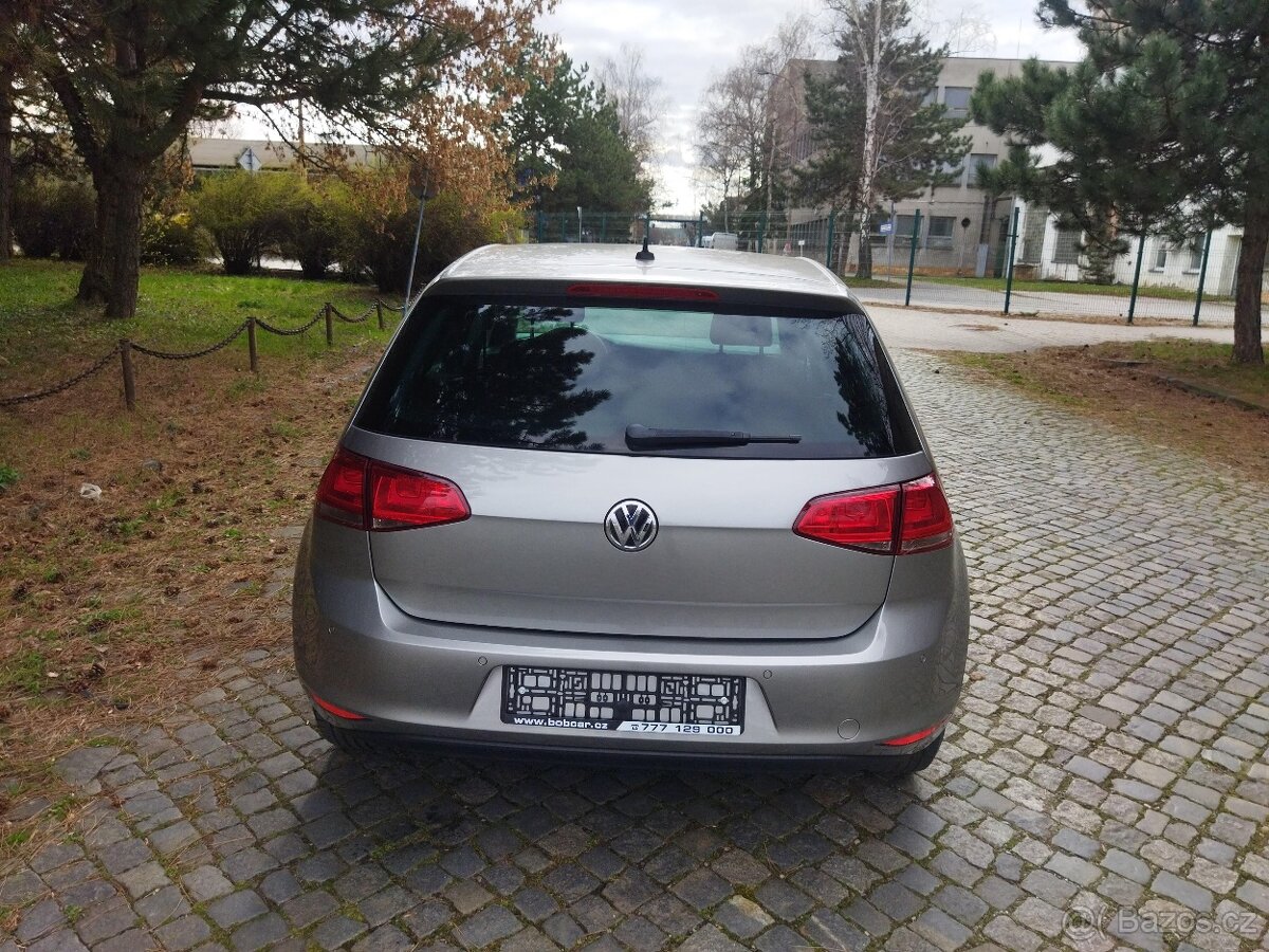 Volkswagen Golf VII, 1.2 TSI / 63 kW, NAVI, r.v. 2017 - 18