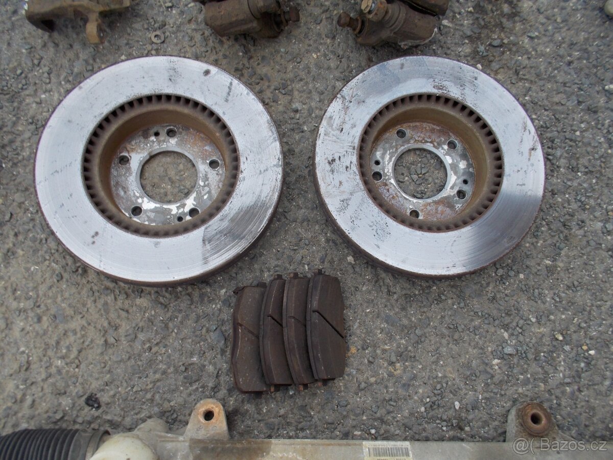 Díly podvozku Hyundai i30 1.4 80kw r.v. 2011 - 18