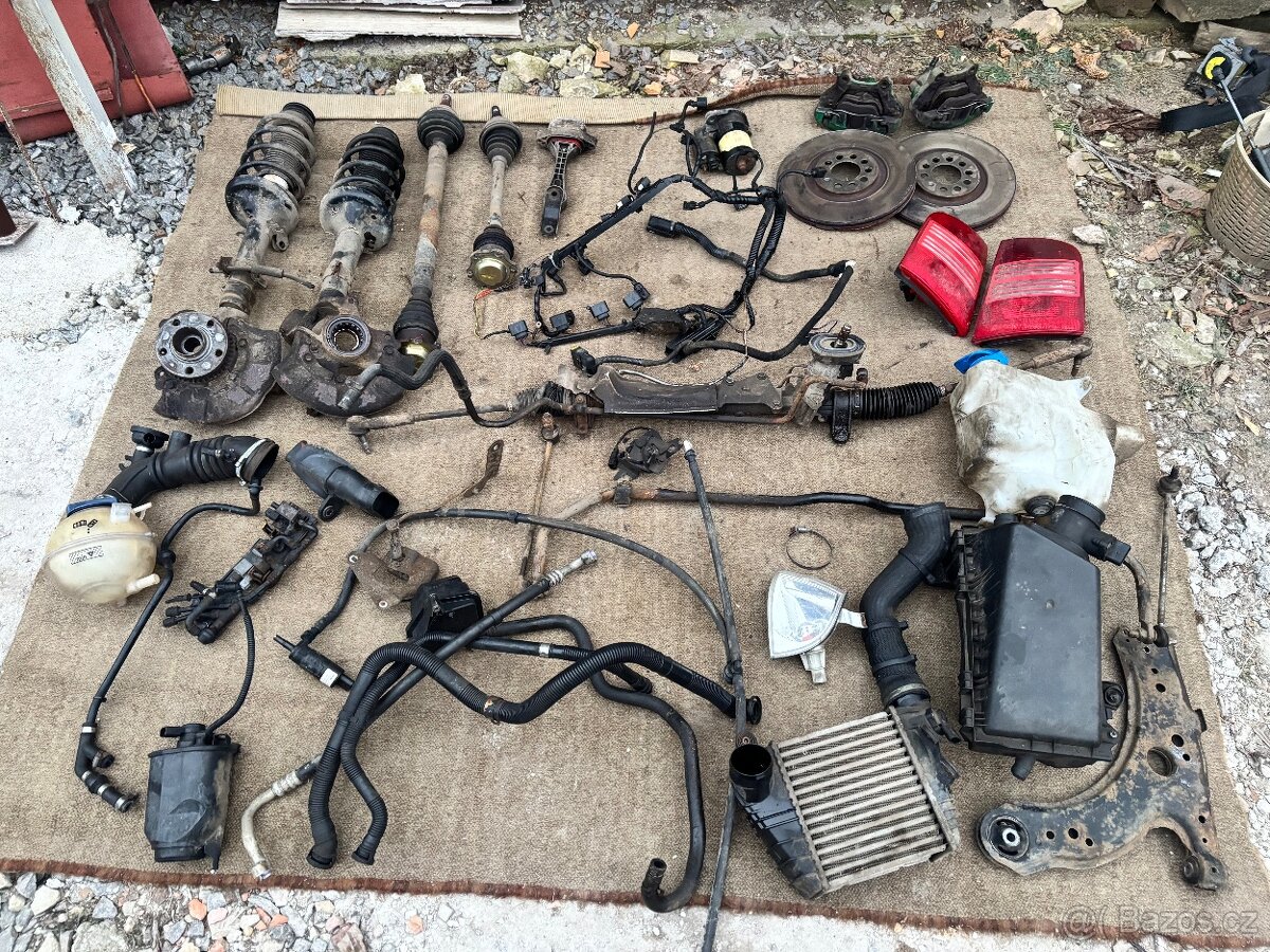 Škoda octavia 1 combi rs díly z vozu - 18