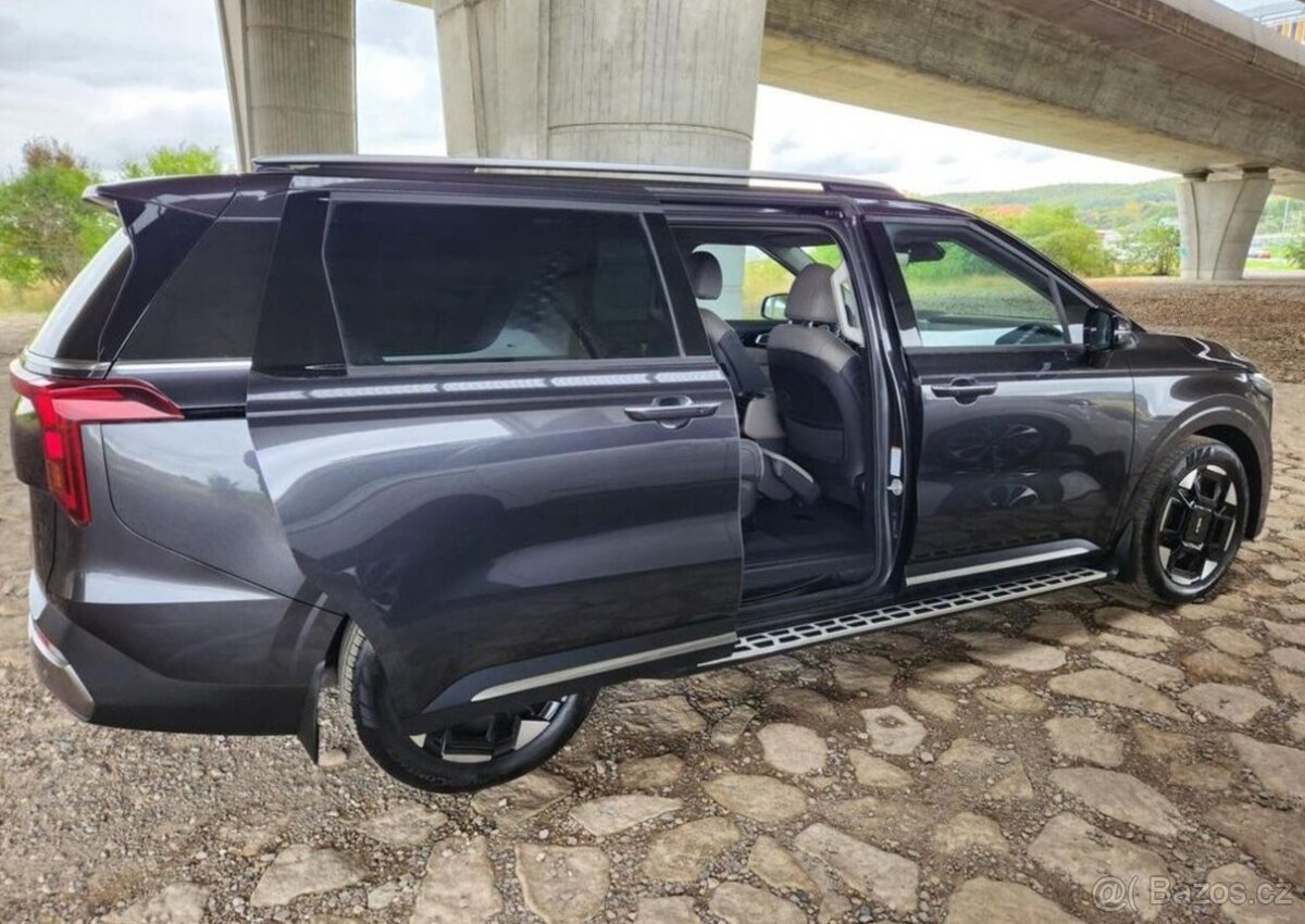 Kia Carnival 2.2-NOVÝ MODEL-7míst - 18