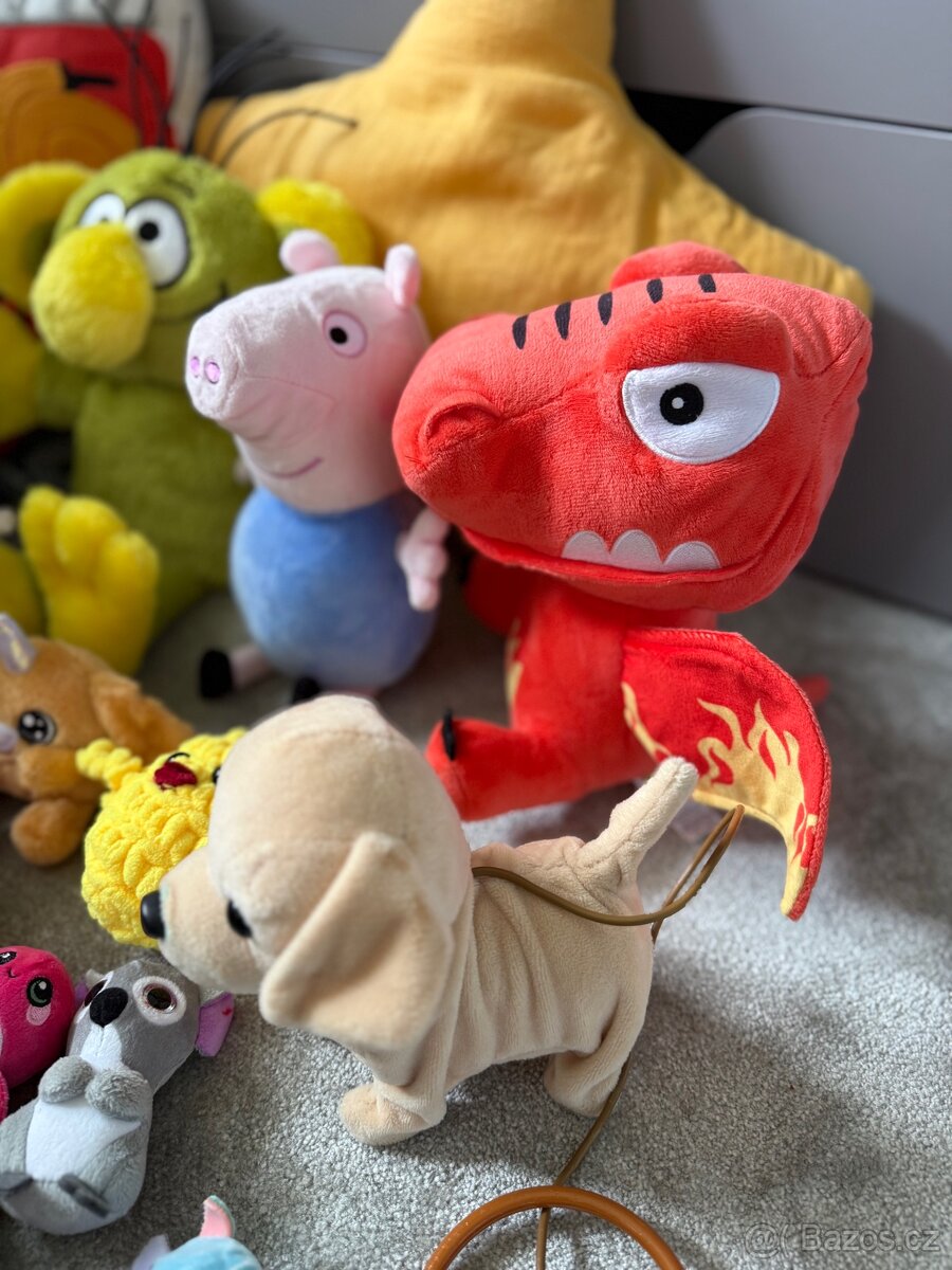 Velká sada plyšáků + papírový pytel - 18