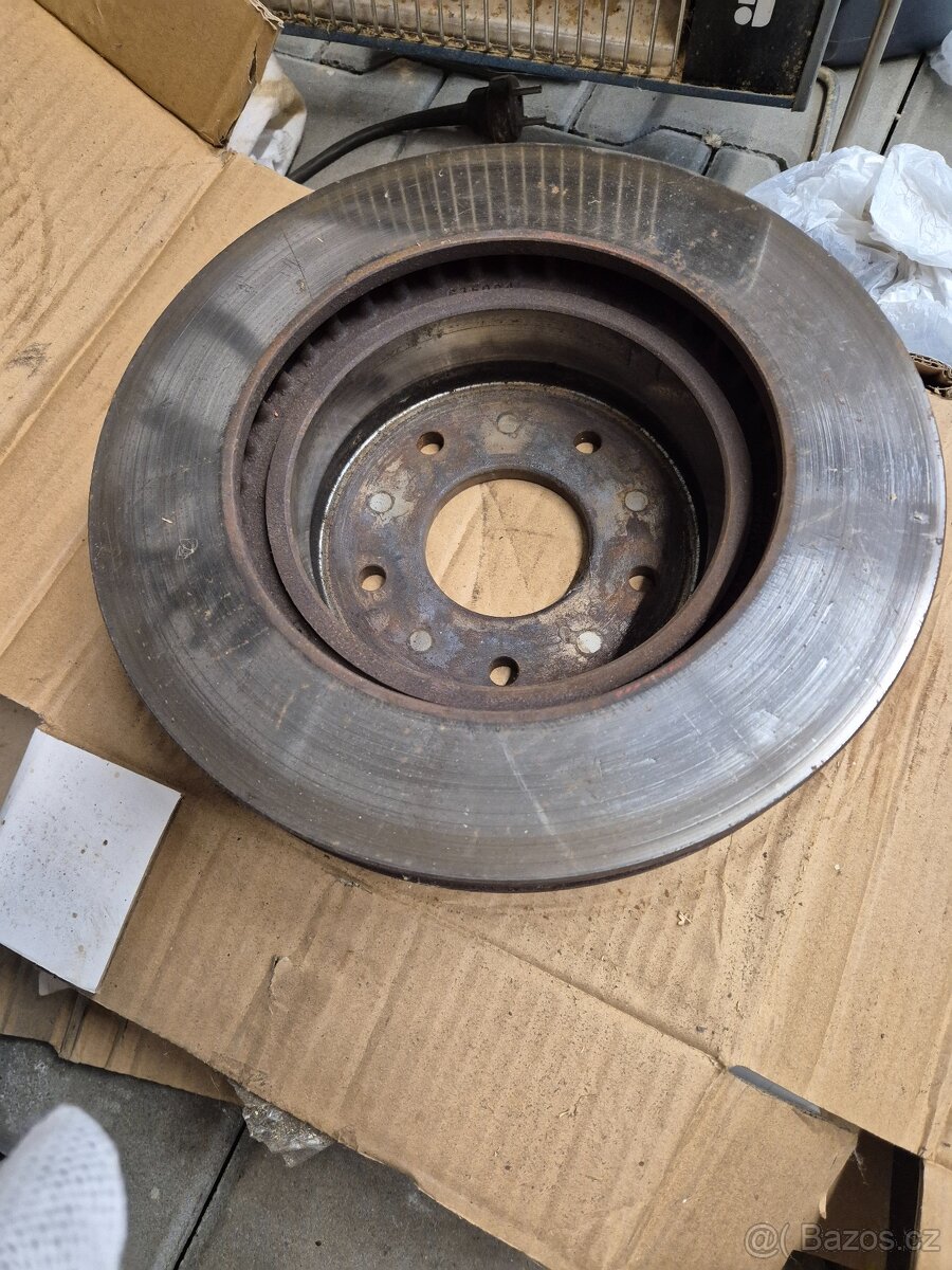 corvette C3- díly - 18