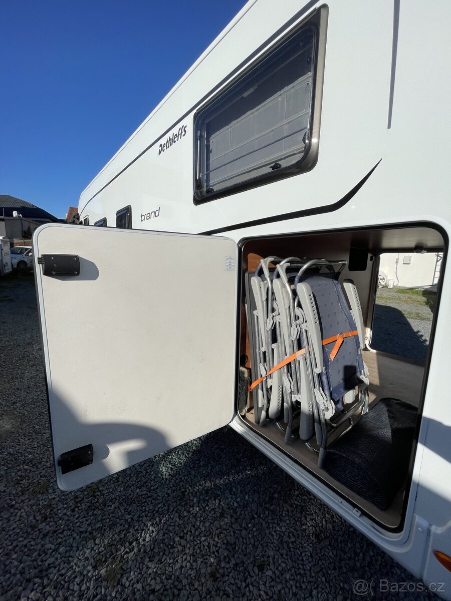 Dethleffs Trend 7057 - 5 osob - 18